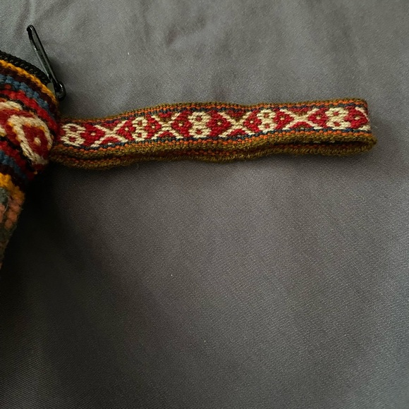 Handcrafted Multicolor Woven Pouch - Picture 4 of 4